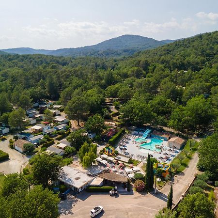Camping Domaine Villa Verde Callas Bagian luar foto